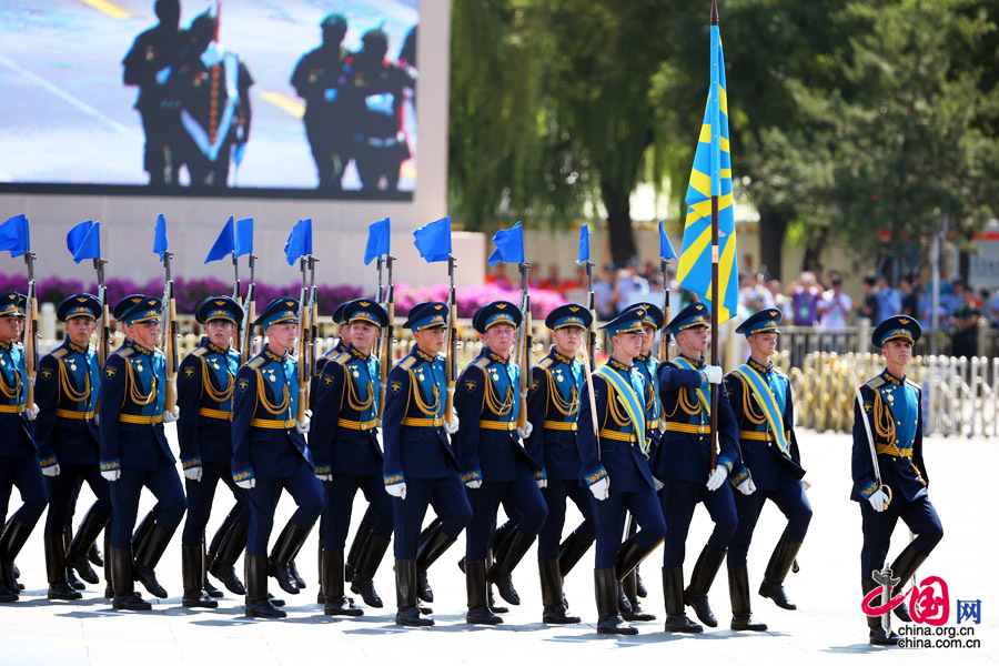 9月3日，中國人民抗日戰爭暨世界反法西斯戰爭勝利70周年紀念大會在北京隆重舉行，有11個國家派方隊、6個國家派代表隊來華參加閱兵。圖為俄羅斯聯邦武裝力量方隊通過天安門廣場