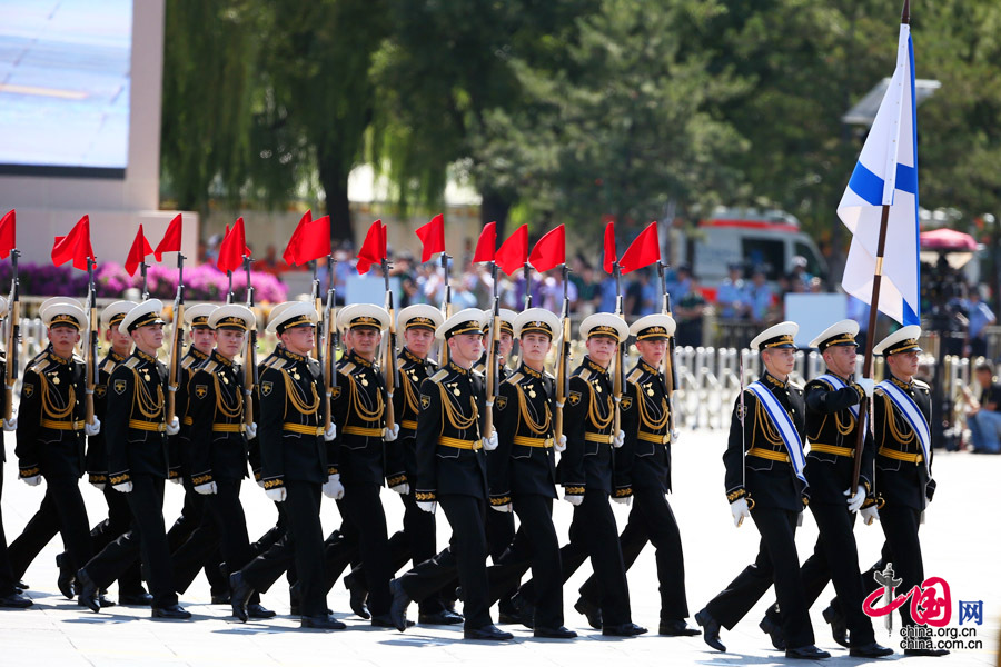 9月3日，中國人民抗日戰爭暨世界反法西斯戰爭勝利70周年紀念大會在北京隆重舉行，有11個國家派方隊、6個國家派代表隊來華參加閱兵。圖為俄羅斯聯邦武裝力量方隊通過天安門廣場